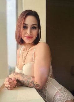 Marina Best Gfe - puta in Al Manama Photo 3 of 5
