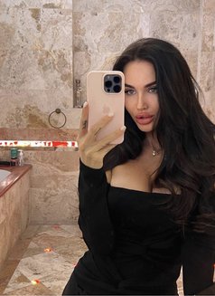 Marina - escort in Riyadh Photo 4 of 6