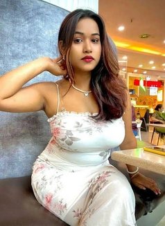 Marina - escort in Colombo Photo 3 of 3