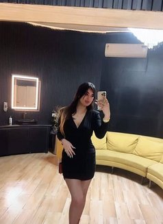 Marina independent Russian - puta in Gurgaon Photo 6 of 7