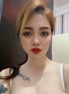 Marina - puta in Dammam Photo 2 of 6