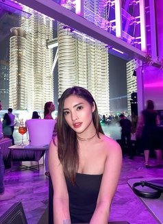 Marina, VIP (Malay Escort) - puta in Kuala Lumpur Photo 2 of 6