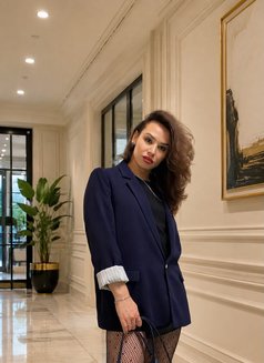 Marina New number - Transsexual escort in İstanbul Photo 2 of 10