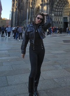 Marina New number - Transsexual escort in İstanbul Photo 10 of 10