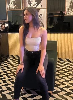 (Marina Sharma) Deep Throat Bdsm Service - puta in Da Nang Photo 2 of 4