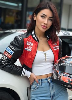 Marina - escort in Jeddah Photo 5 of 8