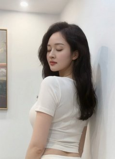 Marina - escort in Hanoi Photo 4 of 8