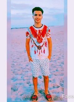 Mario - Male escort in Cairo Photo 4 of 4