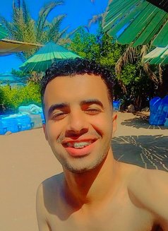 Mario - Acompañantes masculino in Cairo Photo 2 of 3
