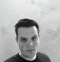 Mario - Male escort in Madrid Photo 1 of 2