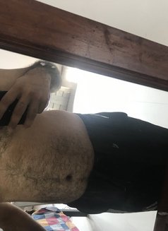 Mario - Male escort in Colombo Photo 1 of 3