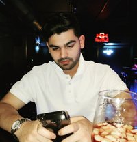 Mario the Masseur Boy With 7 - Acompañantes masculino in Mumbai