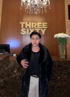 Mario Top of the World - Male escort in Dubai Photo 1 of 7