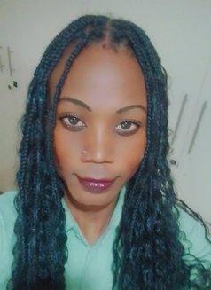 Marion - Transsexual escort in Nairobi Photo 3 of 5