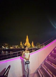 MarishkaHyxley_bigCock - Transsexual escort in Bangkok Photo 15 of 16