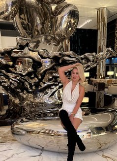 Mariya - puta in Dubai Photo 2 of 7