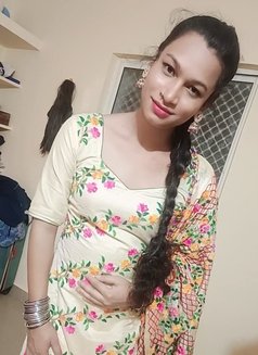Mariya Hot - Transsexual escort in Hyderabad Photo 3 of 3