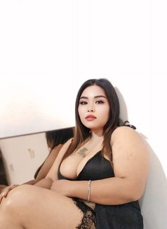 Mariya - escort in Şalālah Photo 7 of 7