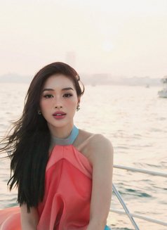 Mariyah - puta in Guangzhou Photo 2 of 4