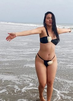 Mariyam - escort in Maldives Photo 3 of 3