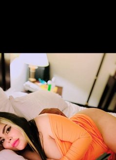 Marjan - masseuse in Muscat Photo 1 of 3