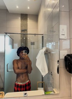 Mark Atukwase - Male escort in Bangalore Photo 4 of 4