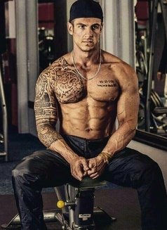 Mark Bodybuilder - Acompañantes masculino in Hong Kong Photo 13 of 14