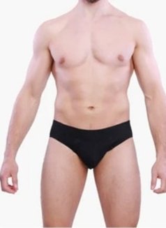 Mark - Male escort in Dubai Photo 3 of 3