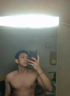 Mark Dansel - Male escort in Manila Photo 1 of 3