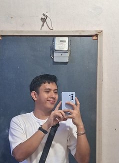 Mark Dansel - Male escort in Manila Photo 3 of 3