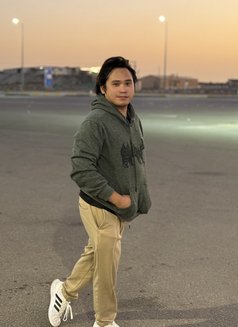 Mark - Male escort in Riyadh Photo 3 of 3