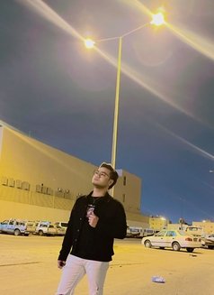 Mark - Male escort in Riyadh Photo 10 of 13
