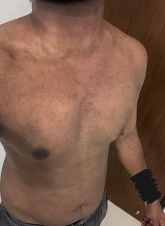Mark From Colombo - Male escort in Colombo Photo 3 of 3