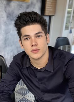 Mark - Male escort in Dubai Photo 8 of 8