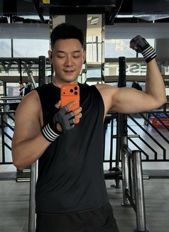 Mark - Male escort agency in Hong Kong Photo 4 of 6