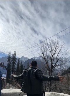 Mark - Male escort in Bangalore Photo 3 of 4