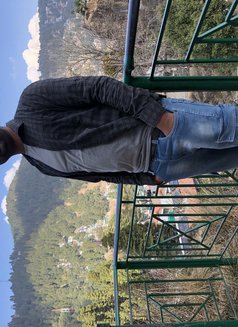 Mark - Male escort in Gurgaon Photo 3 of 3
