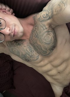 Mark King - Male escort in Bangkok Photo 9 of 9