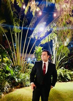 Mark Litham - masseur in Colombo Photo 5 of 5