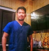 Mark Malaki - masseur in Manila