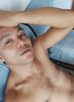 Mark Rimmer - Male escort in Manila Photo 3 of 4