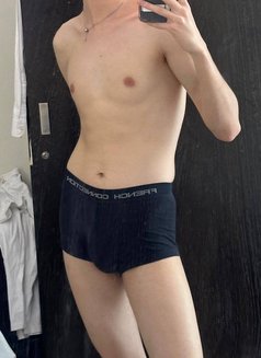 Mark - Male companion in Dubai Photo 5 of 13