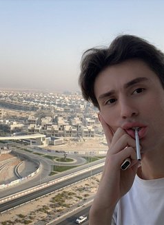 Mark - Male companion in Dubai Photo 11 of 13