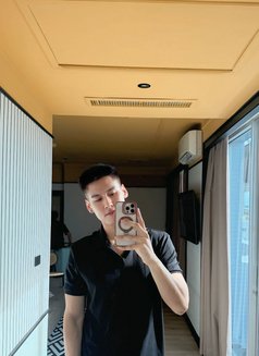 Mark - Male escort in Bangkok Photo 1 of 15