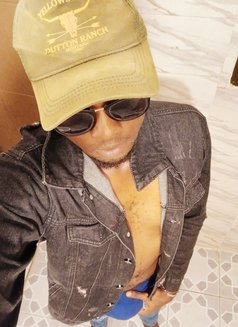 Markemm77 - Acompañantes masculino in Abidjan Photo 2 of 2