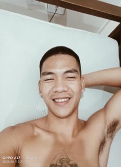 Markgodwin - Male escort in Manila Photo 6 of 6