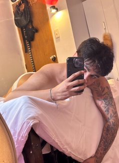 Markus - Male escort in Bangkok Photo 5 of 21