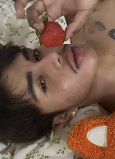 Markus - Male escort in Bangkok Photo 8 of 21