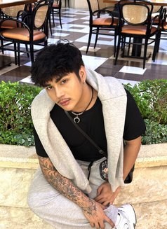 Markus - Male escort in Macao Photo 2 of 12