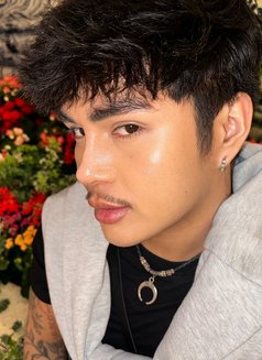 Markus - Male escort in Macao Photo 4 of 12